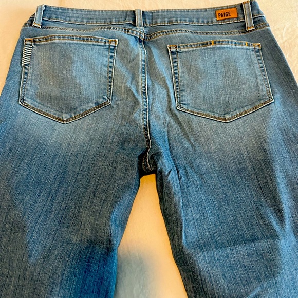 These are a medium wash skinny ankle jean super soft! - Picture 4 of 6